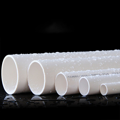 Klebende weiße verdickte DN40 DN63 UPVC trinkende PlastikWasserleitung des PVC-Abflussrohr-